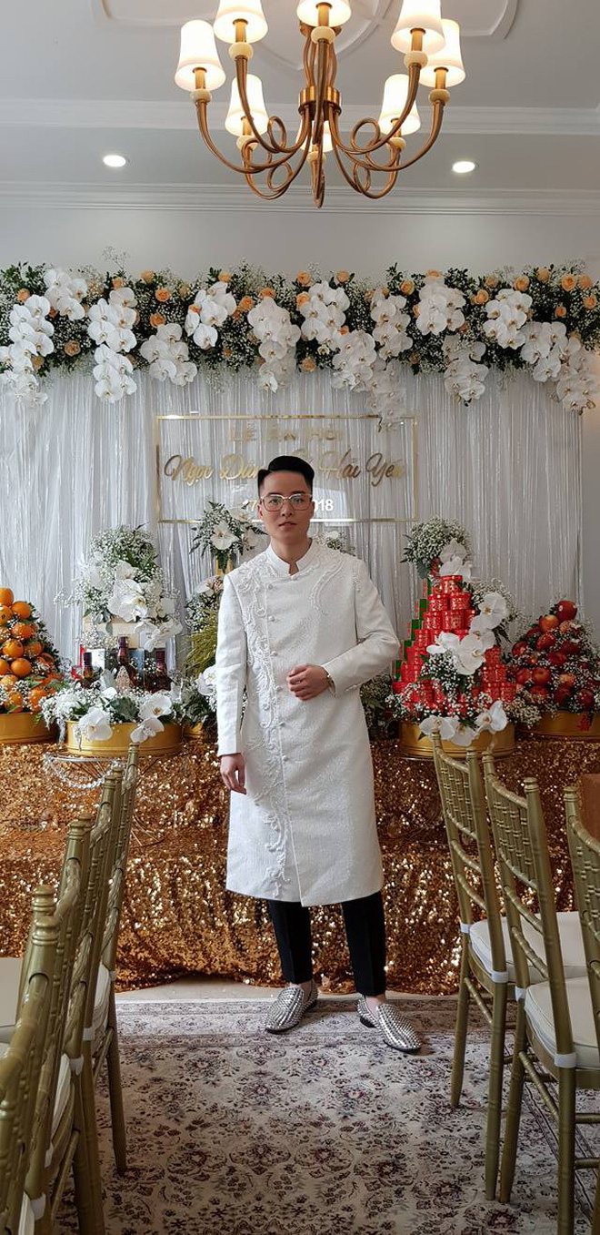 9X chuyển giới Tú Lơ Khơ kết hôn với bạn gái doanh nhân ở không gian tiệc cưới sang trọng bậc nhất Hà Nội 9X chuyển giới Tú Lơ Khơ kết hôn với bạn gái doanh nhân ở không gian tiệc cưới sang trọng bậc nhất Hà Nội