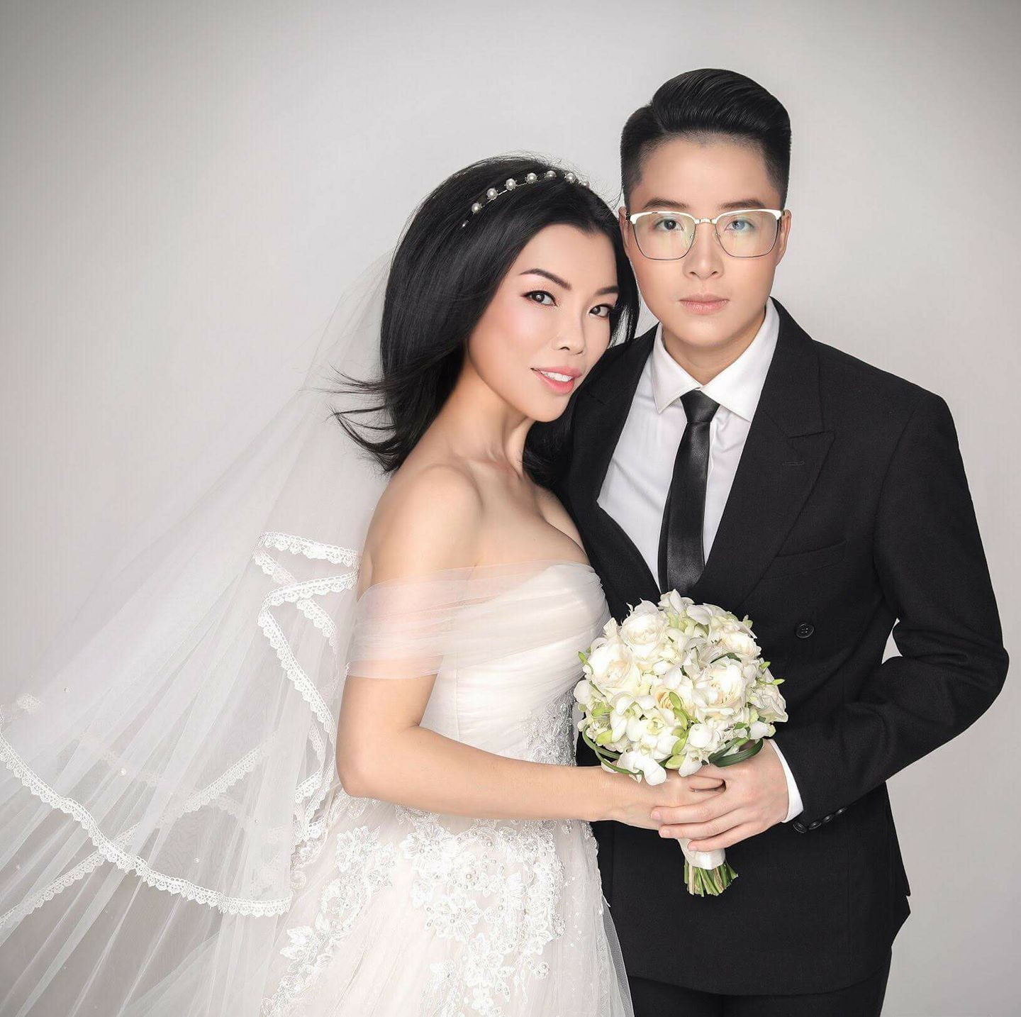 9X chuyển giới Tú Lơ Khơ kết hôn với bạn gái doanh nhân ở không gian tiệc cưới sang trọng bậc nhất Hà Nội