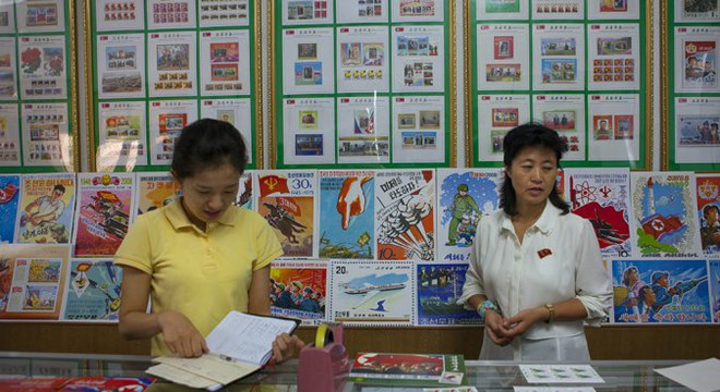 Triều Tiên dẹp đồ lưu niệm, biểu ngữ chống Mỹ hậu thượng đỉnh