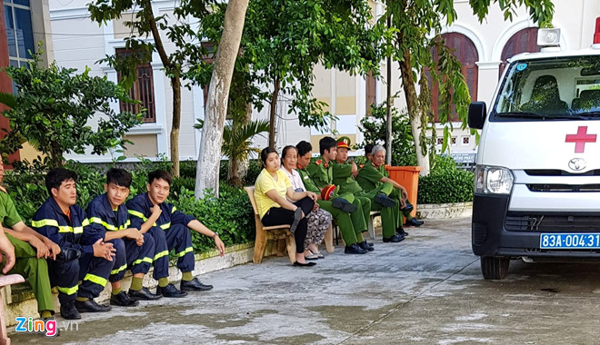 7 người trong một gia đình bị cáo buộc chống lại cảnh sát