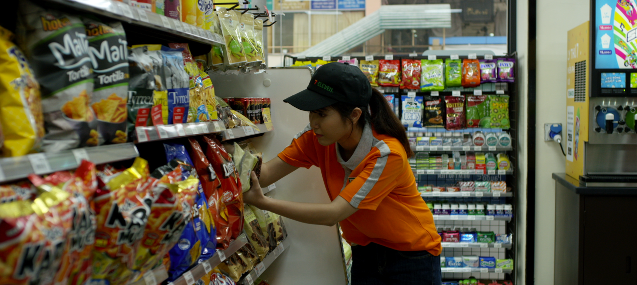 Tìm vợ cho bà: Cô dâu Jang Mi đạp chú rể S.T xuống giường ngay đêm tân hôn Tìm vợ cho bà: Cô dâu Jang Mi đạp chú rể S.T xuống giường ngay đêm tân hôn