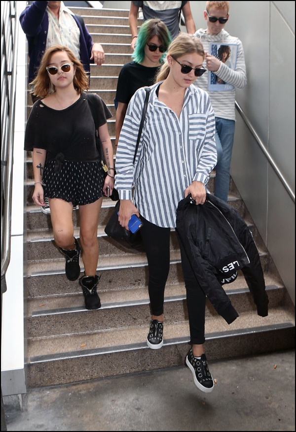 Xu hướng giày dép 2018: Giày cao gót sắp hết thời, sneaker lên ngôi?!