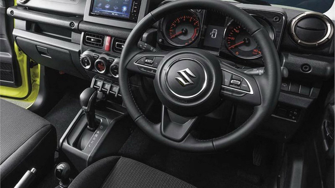 Suzuki chính thức tung ảnh chiếc SUV cỡ nhỏ được yêu thích - Jimny 2019