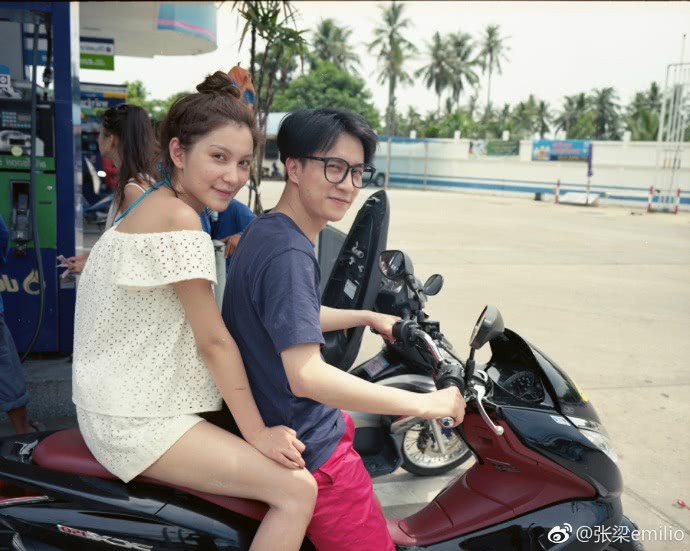 Lý Tiểu Lộ tiếp tục lộ chuyện ngoại tình với ông vua nhạc sến Tiết Chi Khiêm?