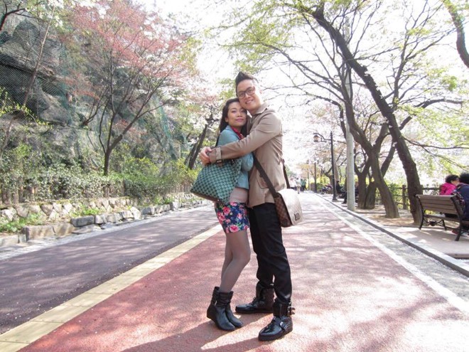 Bạn gái yêu 19 năm chưa cưới của Nhật Tinh Anh: Mê tốc độ, át vía bạn trai