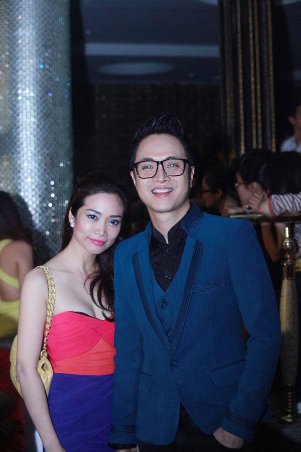 Bạn gái yêu 19 năm chưa cưới của Nhật Tinh Anh: Mê tốc độ, át vía bạn trai