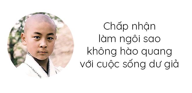 Thích Tiểu Long: Cậu bé vàng từng rất được yêu thích và hành trình tìm lại hình ảnh tuổi 30 Thích Tiểu Long: Cậu bé vàng từng rất được yêu thích và hành trình tìm lại hình ảnh tuổi 30