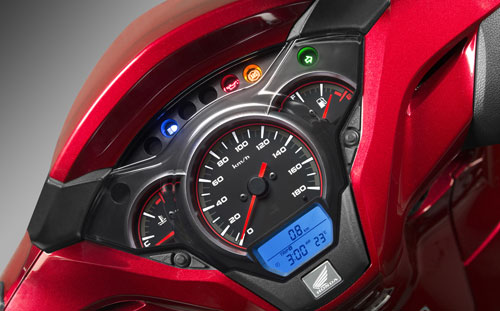 Honda SH300i mới giá 269 triệu tại Việt Nam