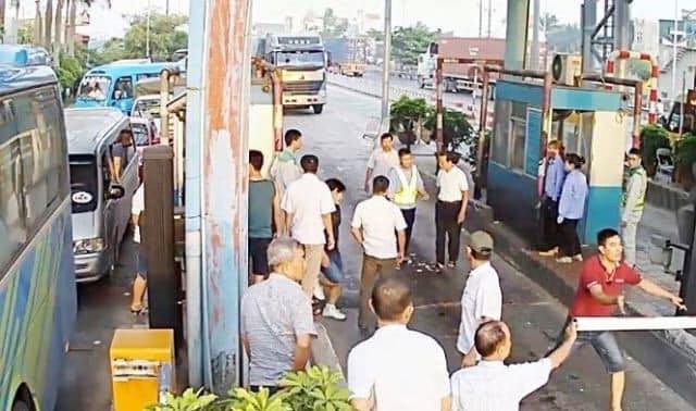 Công an làm việc với trạm BOT Tân Đệ về nghi vấn cắt gọt barie, cài bẫy tài xế