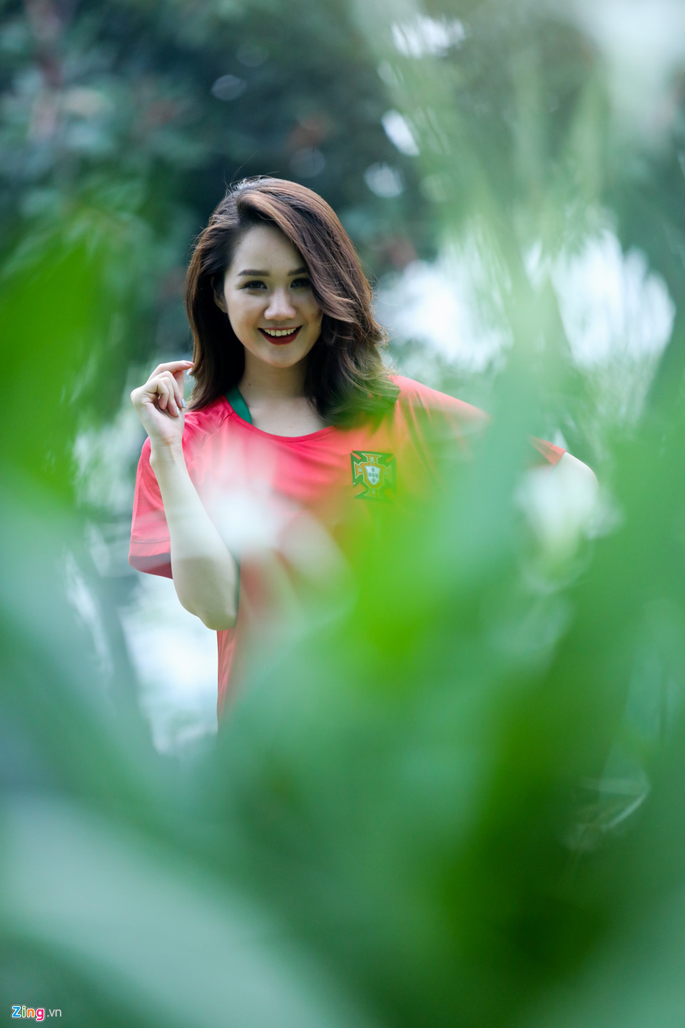 Á khôi sinh viên cổ vũ Ronaldo lập hat-trick thứ hai tại World Cup