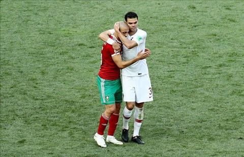 Sao Ma Rốc gây sốc: VAR là thứ vô dụng