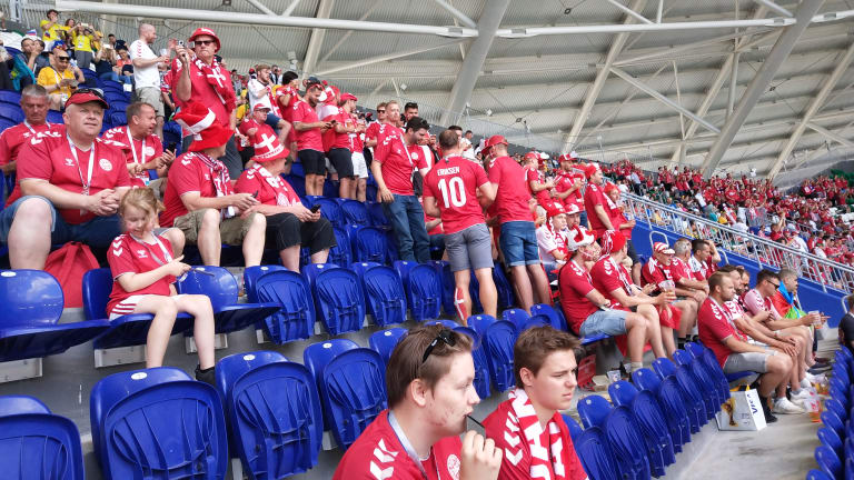 Hòa hú vía với Úc, Đan Mạch sáng cửa đi tiếp