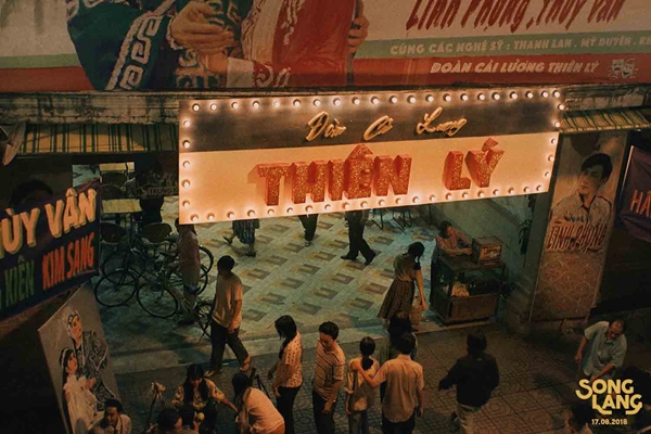Song Lang tung trailer, lộ ảnh Isaac điển trai khi hóa trang thành nghệ sĩ cải lương Song Lang tung trailer, lộ ảnh Isaac điển trai khi hóa trang thành nghệ sĩ cải lương