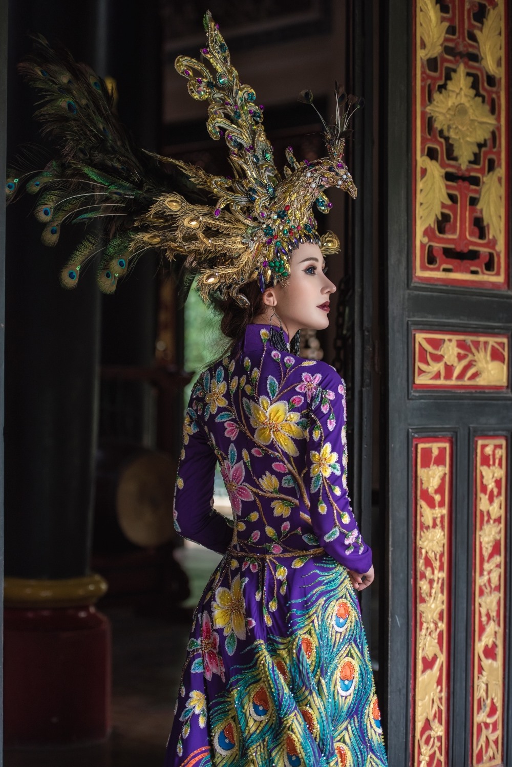 Đại diện Việt Nam mang áo dài và hình ảnh chim khổng tước đến Hoa hậu Châu Á Thế giới 2018 Đại diện Việt Nam mang áo dài và hình ảnh chim khổng tước đến Hoa hậu Châu Á Thế giới 2018