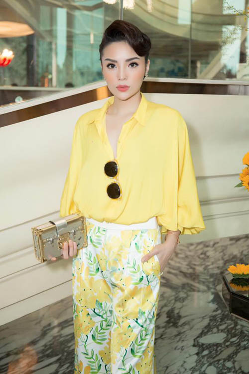 Mặc màu vàng như thế nào để đẹp như sao Việt?