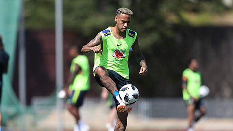 LĐBĐ Brazil khẳng định Neymar đủ thể lực ra sân LĐBĐ Brazil khẳng định Neymar đủ thể lực ra sân