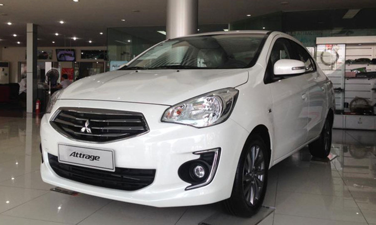 Ô tô giảm giá mạnh: Xe nhỏ xuống 50 triệu, xe to bớt hẳn 100 triệu