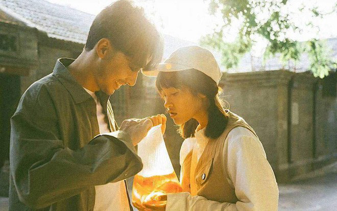 Mẫu đẹp, tình thơ: Bộ ảnh này đang khiến hội FA sốt hết cả ruột vì quá xinh xắn và lãng mạn Mẫu đẹp, tình thơ: Bộ ảnh này đang khiến hội FA sốt hết cả ruột vì quá xinh xắn và lãng mạn