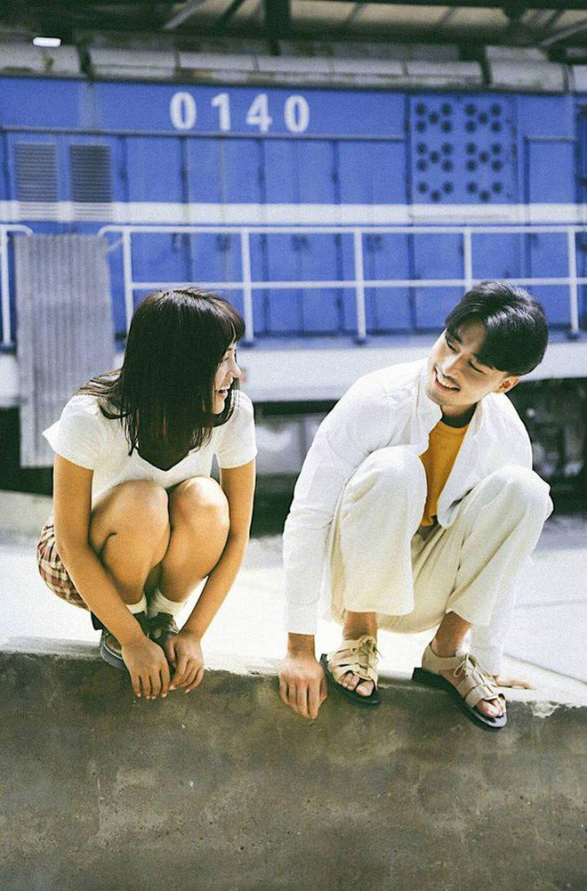 Mẫu đẹp, tình thơ: Bộ ảnh này đang khiến hội FA sốt hết cả ruột vì quá xinh xắn và lãng mạn Mẫu đẹp, tình thơ: Bộ ảnh này đang khiến hội FA sốt hết cả ruột vì quá xinh xắn và lãng mạn