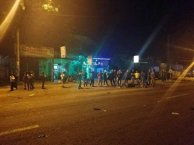 Hai xe máy đấu đầu, 2 người chết tại chỗ