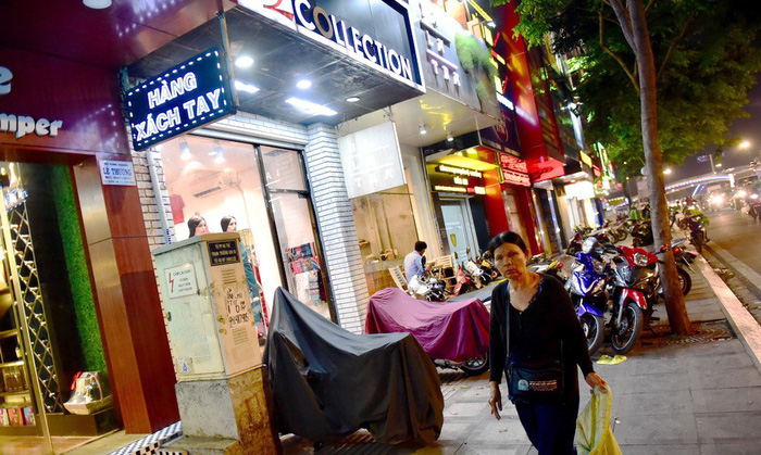 Vàng - thau trong thế giới hàng xách tay