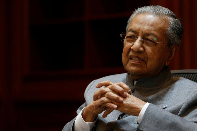 Mahathir: Chữ ký của cựu thủ tướng ở trên mọi văn bản 1MDB
