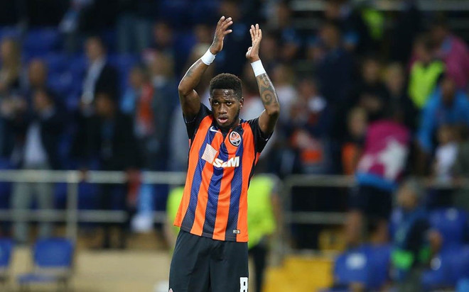 Fred chính thức cập bến Manchester United