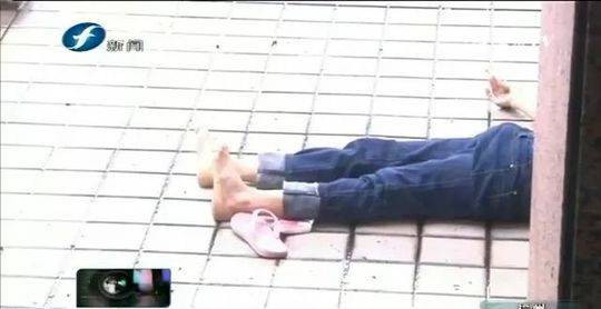 Sau 9 ngày chồng được chẩn đoán ung thư giai đoạn cuối, vợ quyết định kết liễu đời mình ngay tại bệnh viện