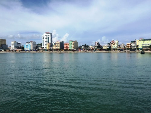 Gần 10 ngày nữa đảo Cô Tô mới có điện