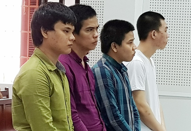 Bác kháng cáo của 4 tên cướp đâm người đi đường suýt chết