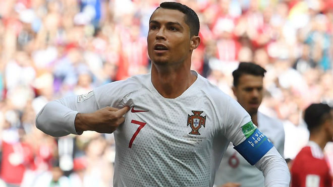 Kịch bản nực cười nhất World Cup: Argentina-Messi đi tiếp, Bồ Đào Nha-Ronaldo bị loại