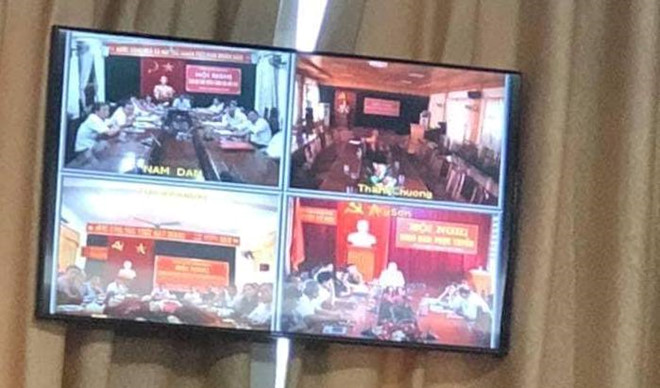 Cán bộ huyện bỏ về giữa cuộc họp trực tuyến