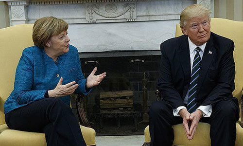 Nỗ lực lật đổ Merkel của những người ủng hộ Trump