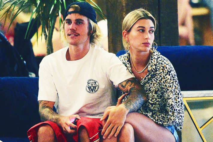 Justin Bieber lộ bằng chứng đã kết hôn với Hailey Baldwin khi vừa tái hợp?