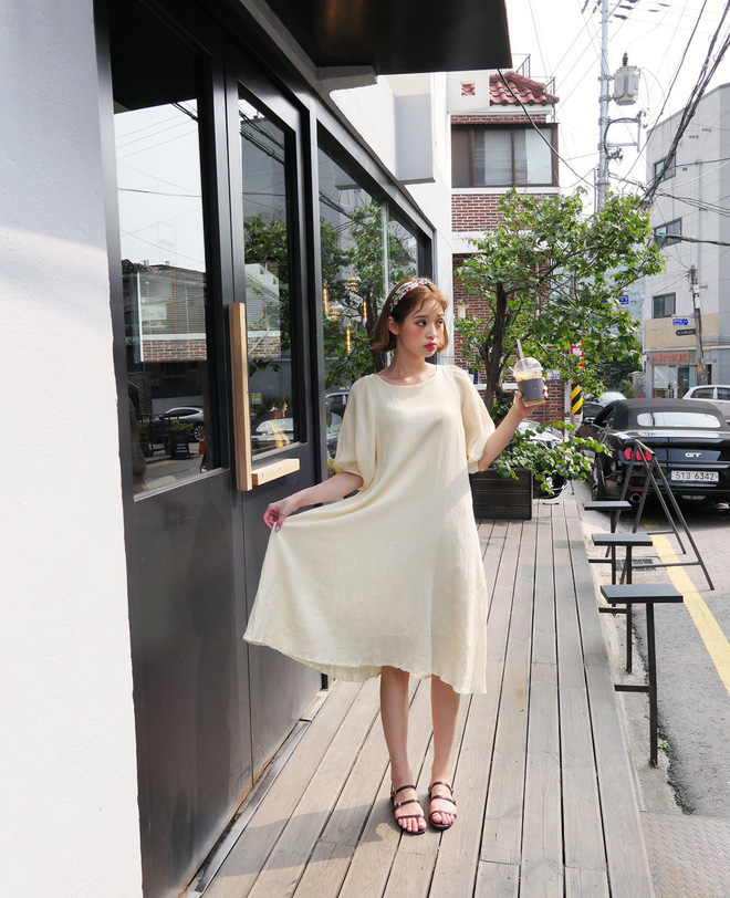 Hè đến, không gì tuyệt hơn là ngày nào cũng được diện loạt kiểu váy nhẹ tênh và xinh xắn hết nấc này