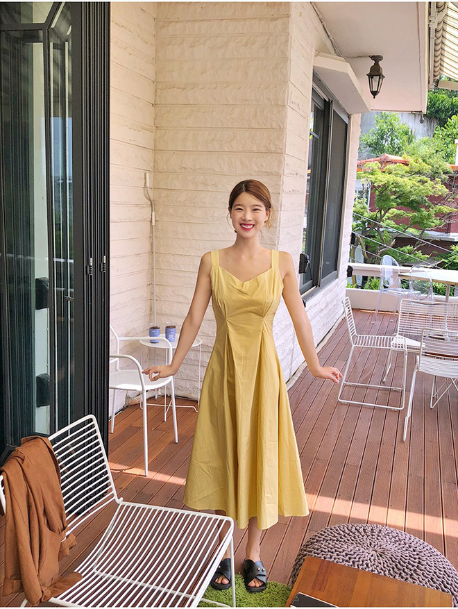 Hè đến, không gì tuyệt hơn là ngày nào cũng được diện loạt kiểu váy nhẹ tênh và xinh xắn hết nấc này