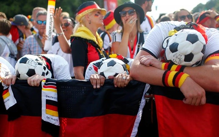 Nước mắt CĐV mùa World Cup: Khi tất cả tình yêu là bóng đá