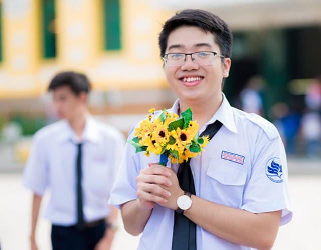 Những gương mặt thủ khoa đại học đạt tuyệt đối 30 điểm: Khi bạn giỏi thực sự, điểm thi chỉ là một con số!
