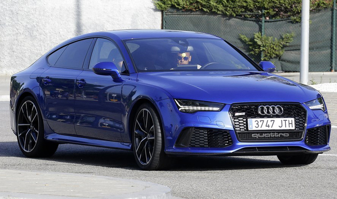 Bộ sưu tập xe trị giá 1,3 triệu USD của Neymar