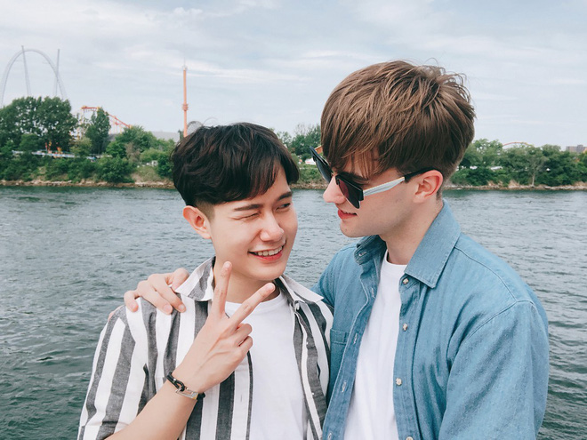 Couple đồng tính hot nhất MXH: Trên đời này có thiếu gì trai đẹp nhưng họ đã yêu nhau hết rồi!