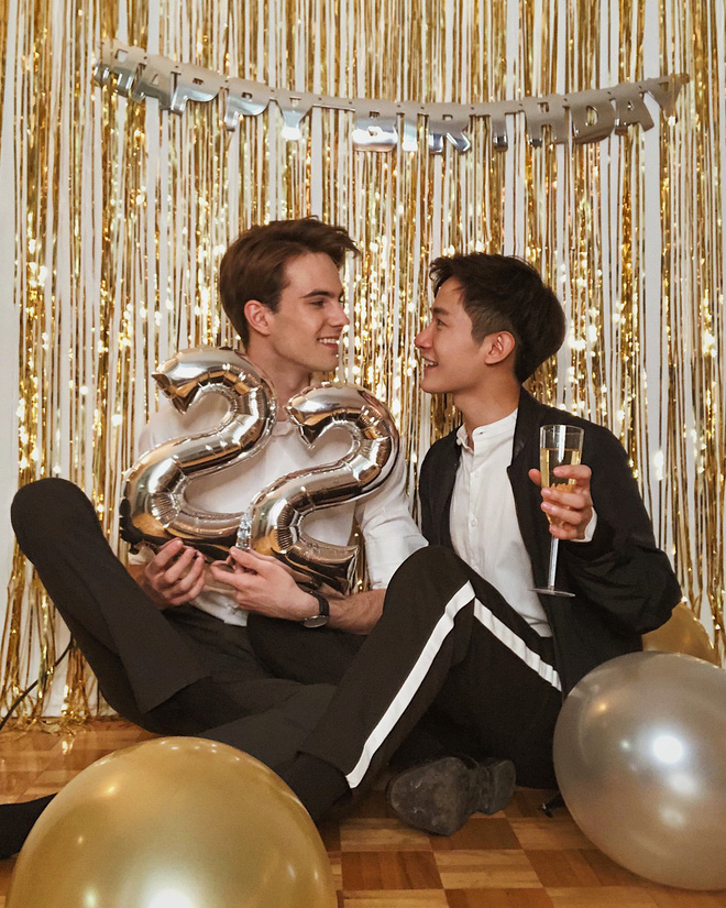 Couple đồng tính hot nhất MXH: Trên đời này có thiếu gì trai đẹp nhưng họ đã yêu nhau hết rồi! Couple đồng tính hot nhất MXH: Trên đời này có thiếu gì trai đẹp nhưng họ đã yêu nhau hết rồi!