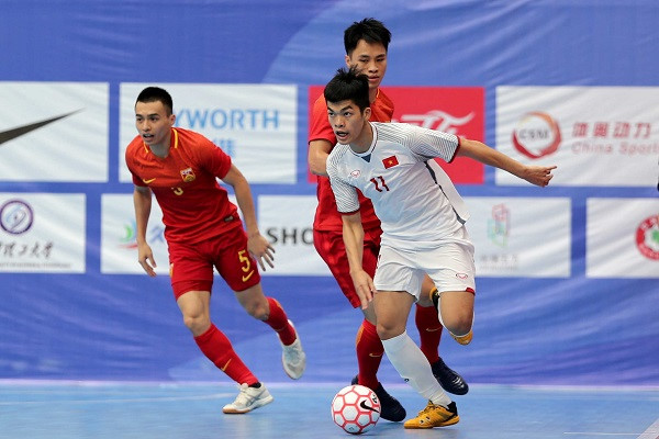 ĐT Futsal Việt Nam thắng đậm chủ nhà Trung Quốc tại giải Tứ hùng