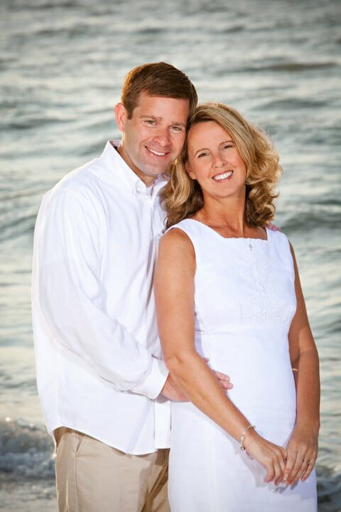 Chưa hết vui vì thụ tinh ống nghiệm thành công, người mẹ sốc nặng khi được thông báo đứa con trong bụng cô là của người khác