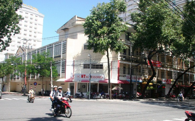 Yêu cầu báo cáo việc đổi đất vàng trường Chính trị Khánh Hòa