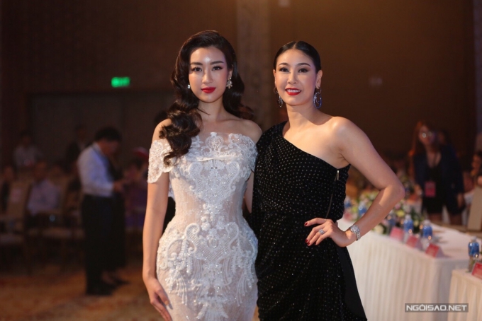 Mỹ Linh, Thanh Tú, Thùy Dung gợi cảm tại chung khảo HHVN 2018