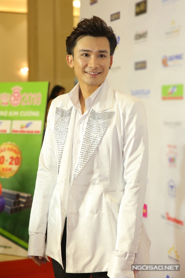 Mỹ Linh, Thanh Tú, Thùy Dung gợi cảm tại chung khảo HHVN 2018