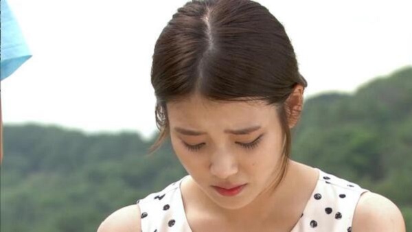 Tôi thật lòng muốn thú nhận mọi việc và nói với mẹ chồng rằng: Dù mẹ cố gắng đến mấy, con vẫn không thể sinh cho mẹ được một đứa cháu