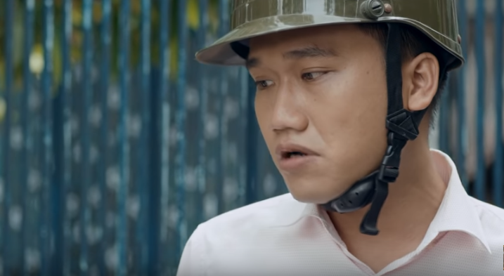 Cư dân mạng lại phát cuồng với màn ra mắt bạn gái của Mr Cần Trô Cư dân mạng lại phát cuồng với màn ra mắt bạn gái của Mr Cần Trô
