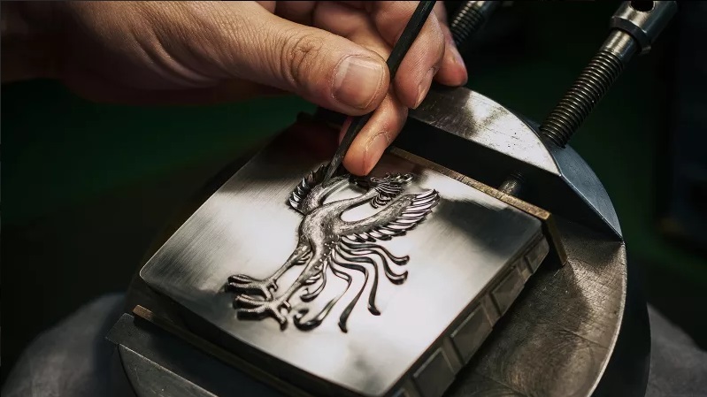 Toyota Century - sedan cao cấp đắt gấp đôi xe Lexus