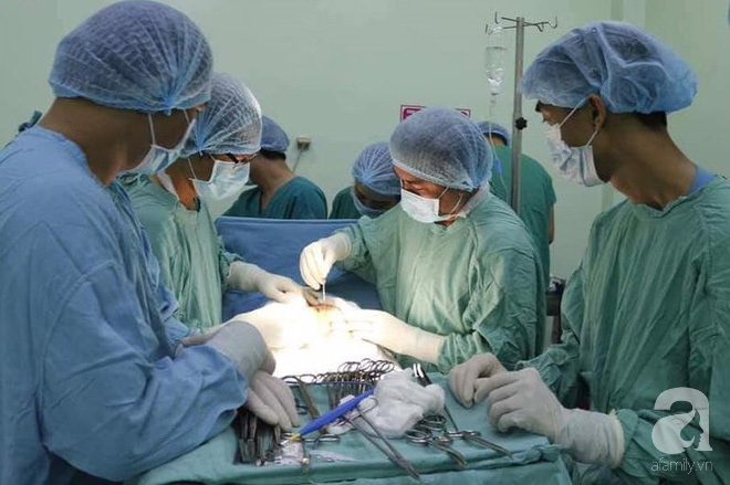 1 giờ cứu sống thai nhi bị dây rốn quấn cổ hiếm gặp ở Cần Thơ